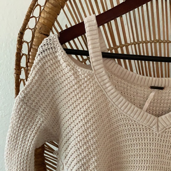 Sneaky Shoulders Sweater // - Picture 2 of 4